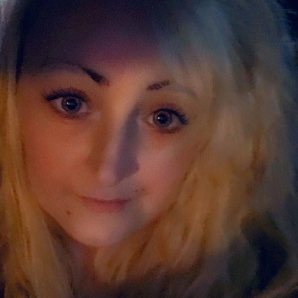 Meet your Posher, Christina